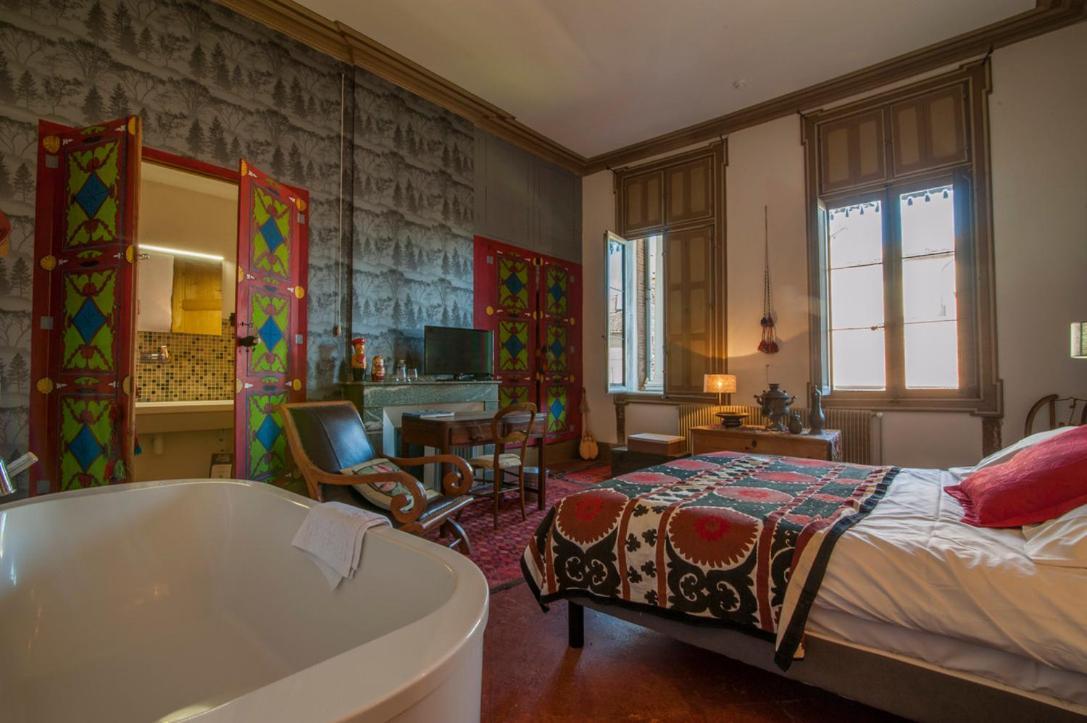 Maison D'Hotes La Lumiere De Migou Beaumont-de-Lomagne Eksteriør billede
